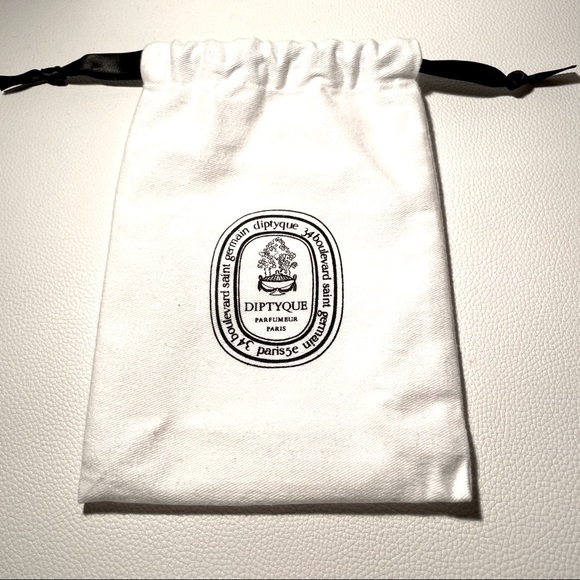 *Brand New* Limited Edition! DIPTYQUE Rose EDT + EDP + Soft Lotion + Soft Pouch - Picture 5 of 5